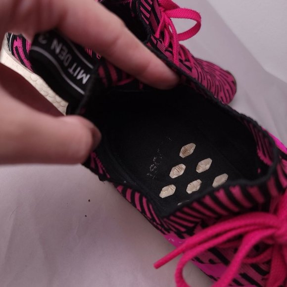 Adidas NMD R2 Primeknit Running Shoes Japanese Shock Pink BY9697 Mens Size 12 - Picture 8 of 8